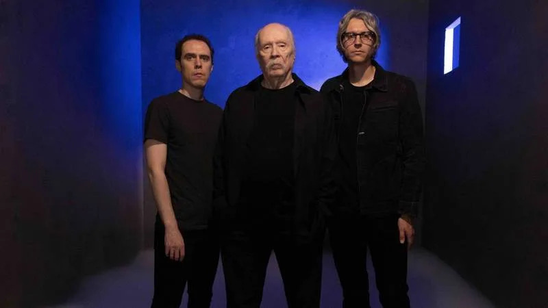 John Carpenter dévoile 'Cathedral', un projet metal inédit entre album et roman graphique