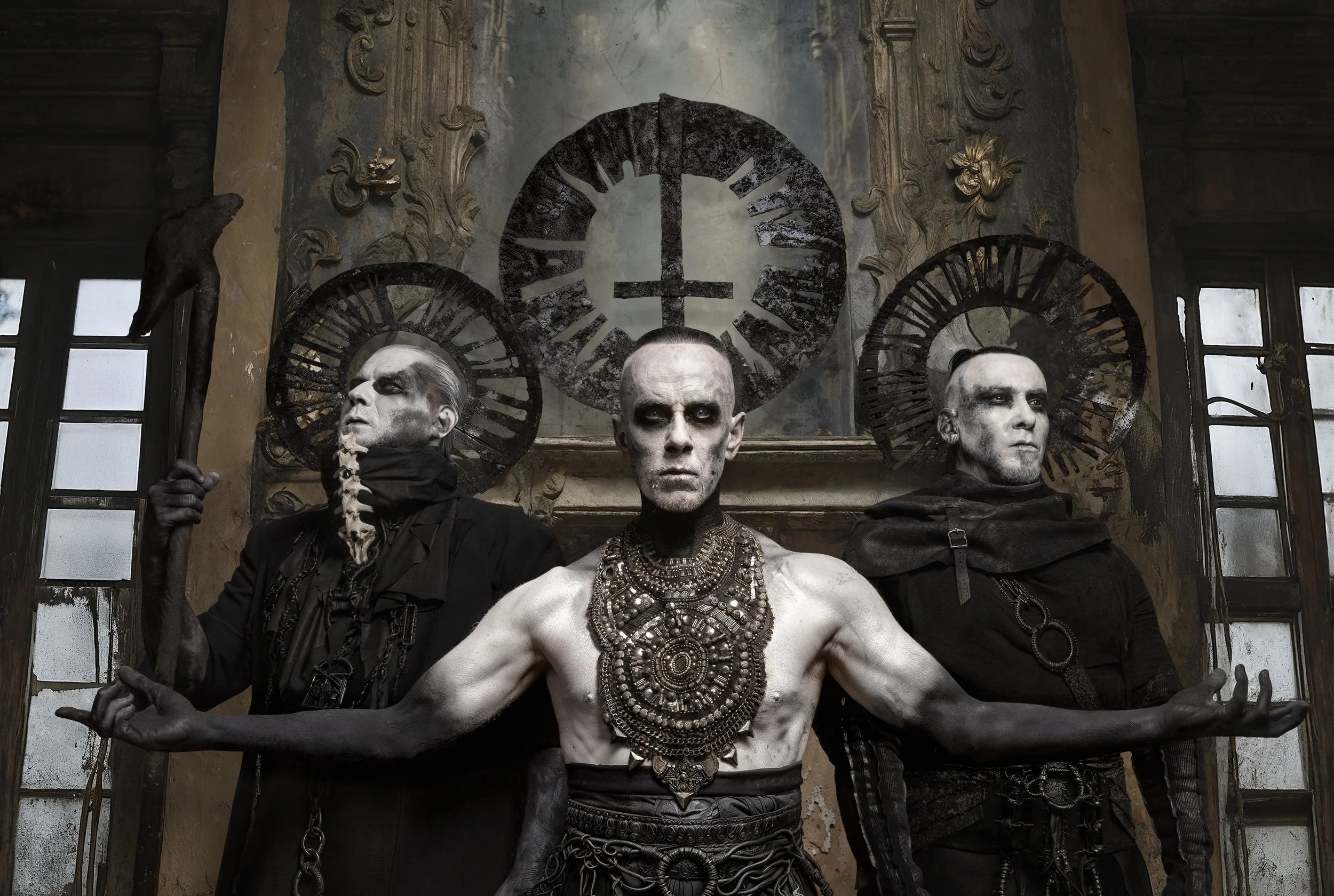 BEHEMOTH dévoile 'I, Scvlptor' en septembre : un pont entre passé et présent selon Nergal